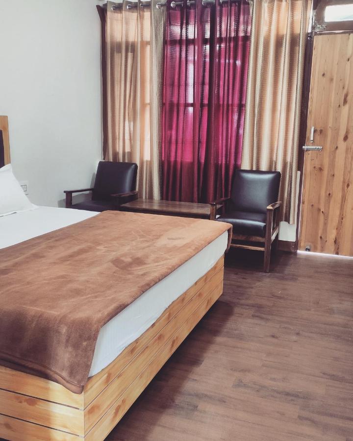 The Prasher Lodge Mall Road Manali 외부 사진