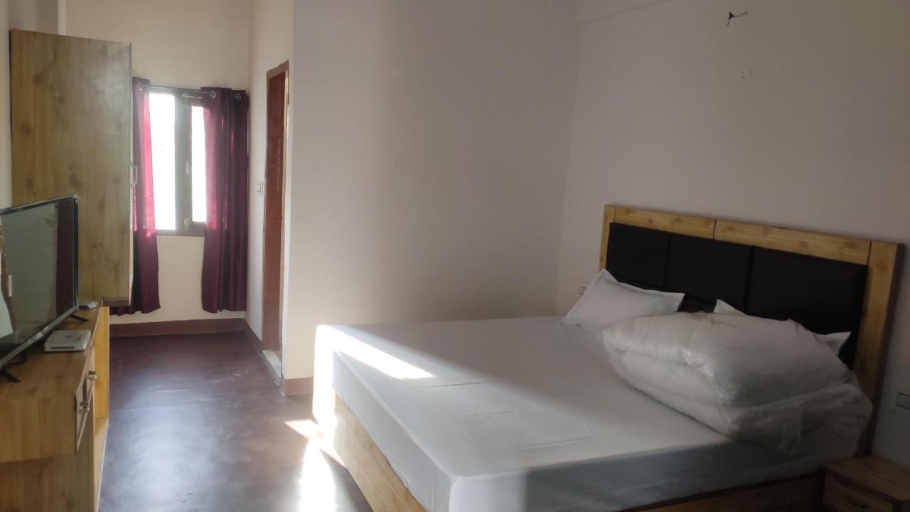 The Prasher Lodge Mall Road Manali 외부 사진