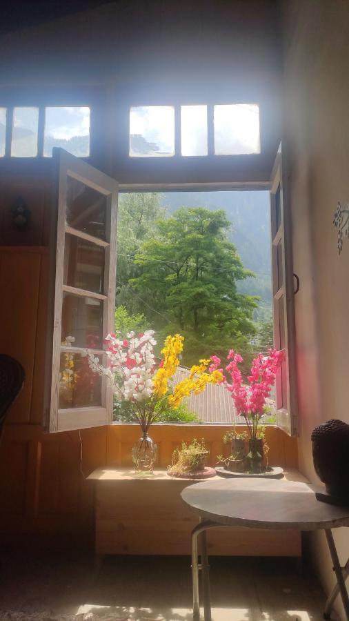 The Prasher Lodge Mall Road Manali 외부 사진