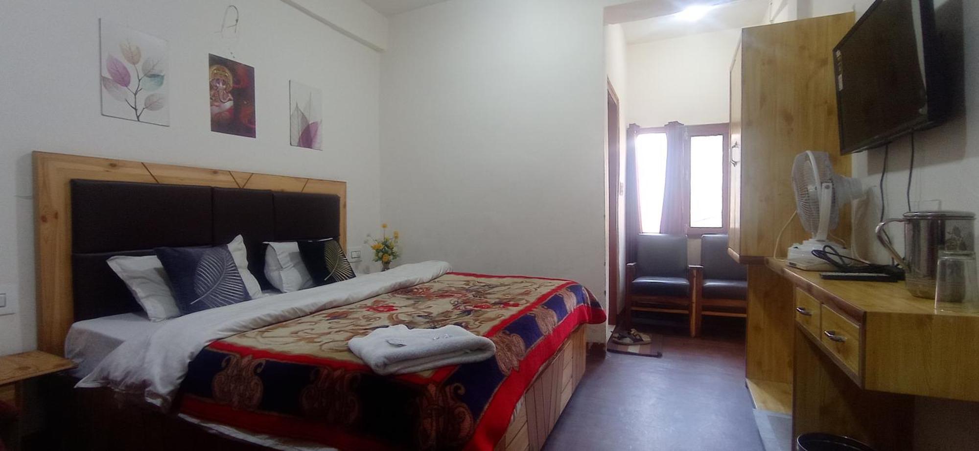 The Prasher Lodge Mall Road Manali 외부 사진