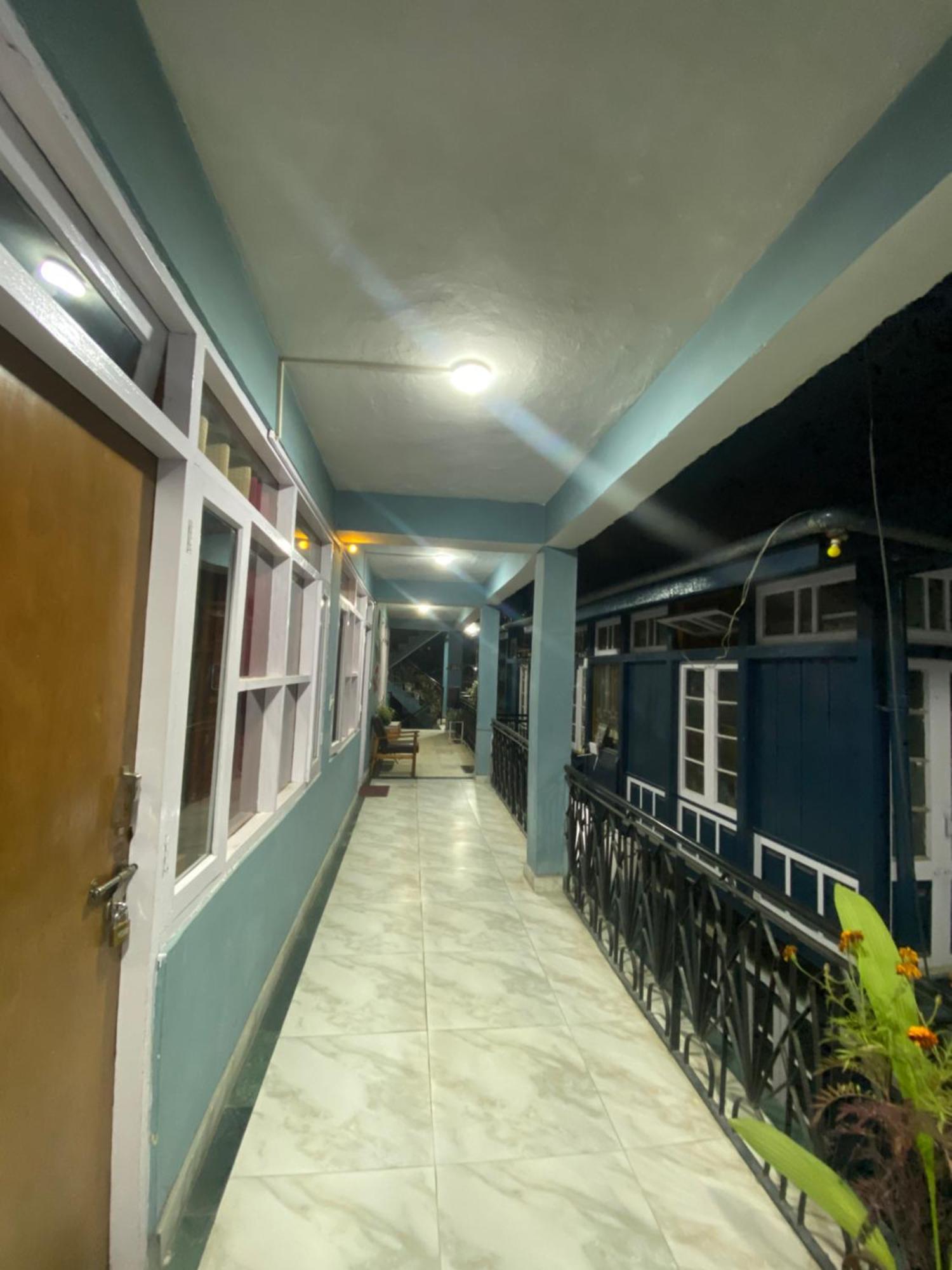 The Prasher Lodge Mall Road Manali 외부 사진