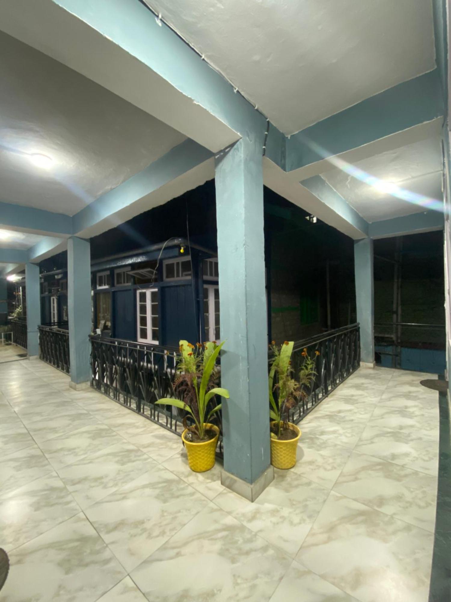 The Prasher Lodge Mall Road Manali 외부 사진